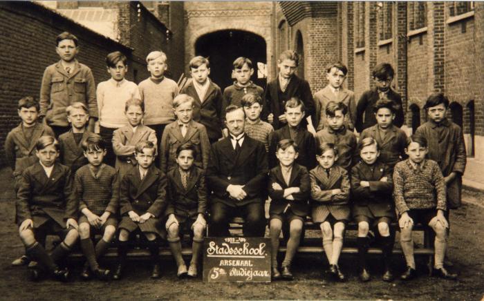 5de leerjaar stadsschool Arsenaal, schooljaar 1933-1934, Roeselare