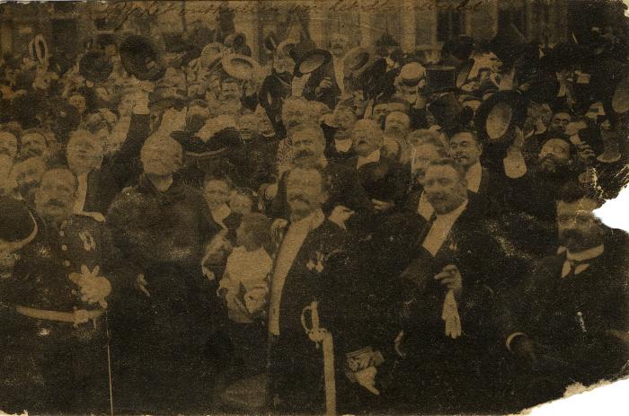 Rodenbachstoet, notabelen bij onthulling standbeeld, 1909