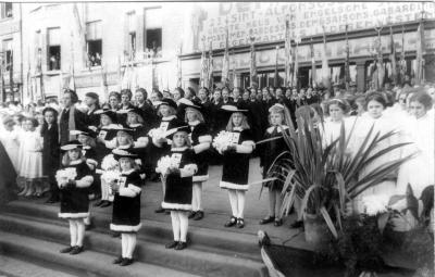 Stadspages tijdens bezoek koning Leopold III, 1937