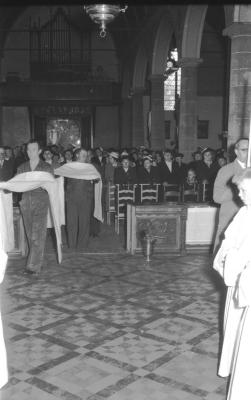 Herdenkingsviering ACV-ACW: ceremonie in de kerk, Kachtem 1957