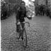 Wielerwedstrijd: Van Eeckhoutte wint in Moorslede, 1957