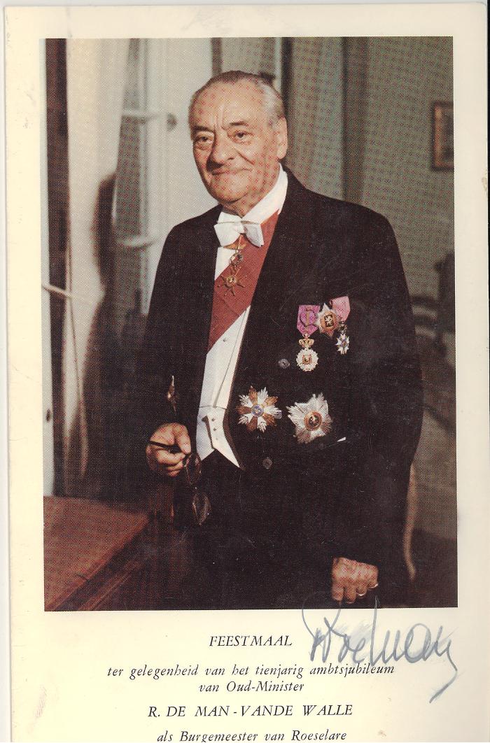 Feestmaal in 1975 ter gelegenheid van het tienjarig ambtsjubileum van R. De Man-Vande Walle als burgemeester van Roeselare
