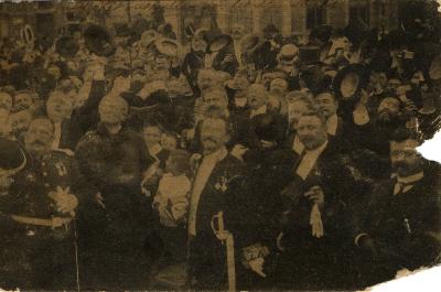 Rodenbachstoet, notabelen bij onthulling standbeeld, 1909