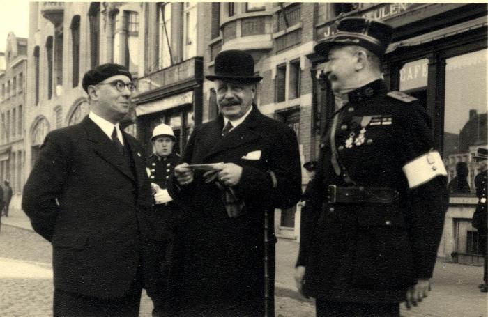 Oefening Passieve Luchtbescherming, burgemeester Mahieu, 1938