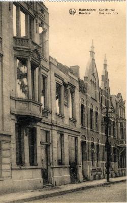 Vernielde huizen in de Kunststraat