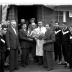 Kampioenviering Allewaert: huldiging voor huis, Izegem 1957