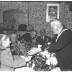 Viering 50 jaar 'spoorders': Deprez krijgt bloemen en geschenken, Izegem 1957