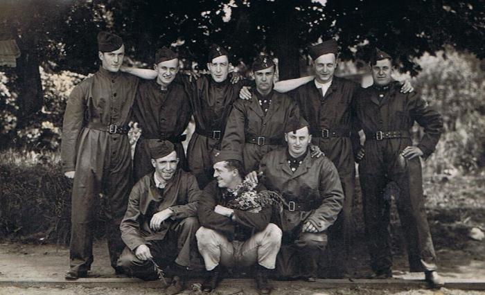 Groepsfoto soldaten Gerard Maertens