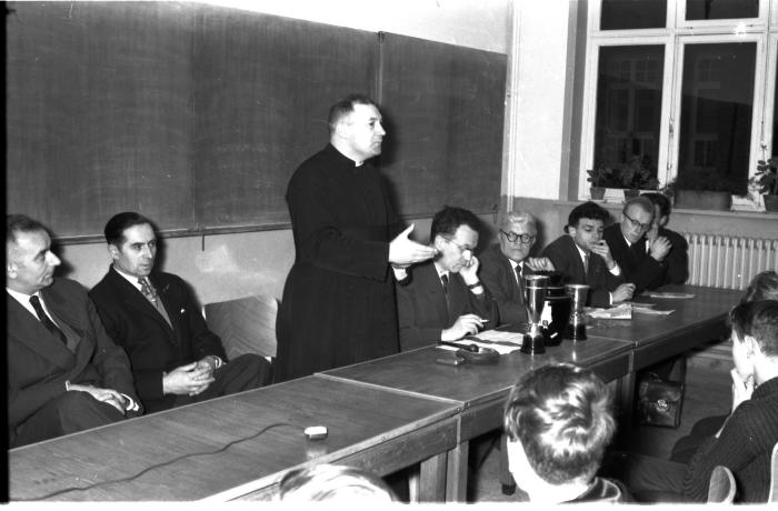 Kerstfeest Mandelclub en huldiging Theo Lezy, Izegem, 1959