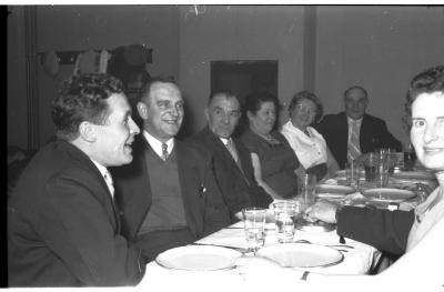 Germinal kampioen: overzicht van de feesttafels, Izegem 1957