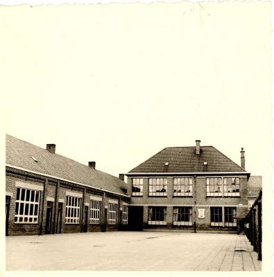 Meisjesschool, Gits, 1960