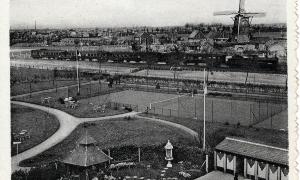 Park Rumbeke, spoorweg op achtergrond, jaren 1930