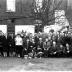 Kampioenviering café 'De Vrede': groepsfoto, Izegem 1958