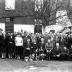 Kampioenviering café 'De Vrede': groepsfoto, Izegem 1958