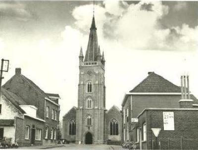 Prentkaart zicht kerk, Gits