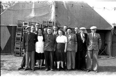 Het bestuur: groepsfoto, Izegem 1957