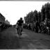 Anton Declercq wint wielerwedstrijd Winkelhoek, Izegem, 11 juli 1958